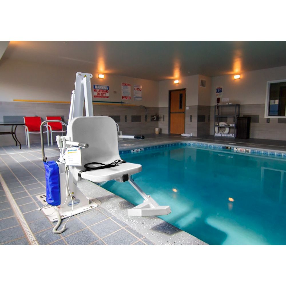 Aqua Creek Admiral Lift 450lb Capacity No Anchor White w/White Seat