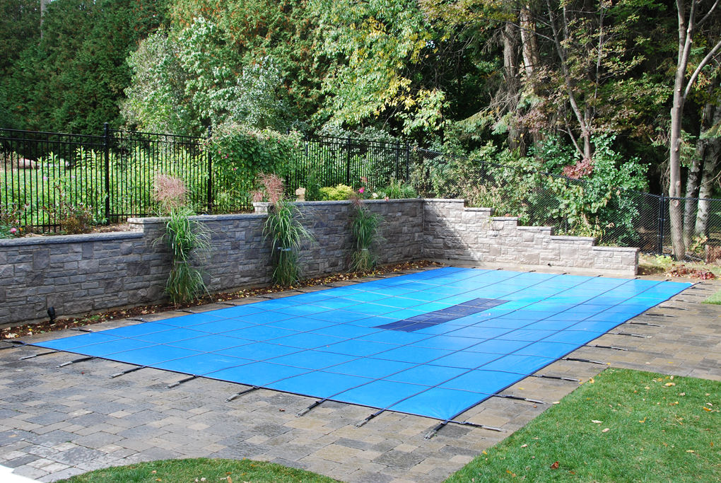 Aqua Master Blue Solid 12' x 24' Rectangle Pool Safety Cover w/ Drain